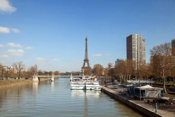 París Francia Marzo 2019 Vista Del Sena Desde Puente Mirabeau —  Fotos de Stock