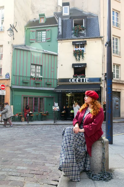 Middle Age Woman Spring Street Paris France — Stock Photo, Image