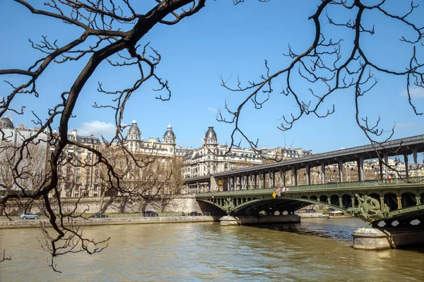 Vista Ponte Bir Hakeim Paris Primavera França — Fotografia de Stock