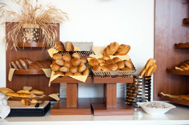 Türkiye 'de otelin açık büfesi olan ekmek masası