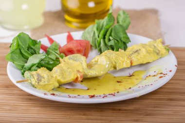 bush-kabak şaşlık salata ile servis, yakın çekim