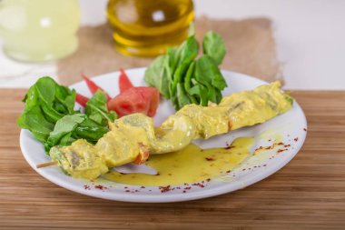 bush-kabak şaşlık salata ile servis, yakın çekim