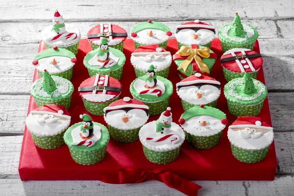 Close Christmas Cupcakes Funny Faces Penguins — Stock Photo, Image