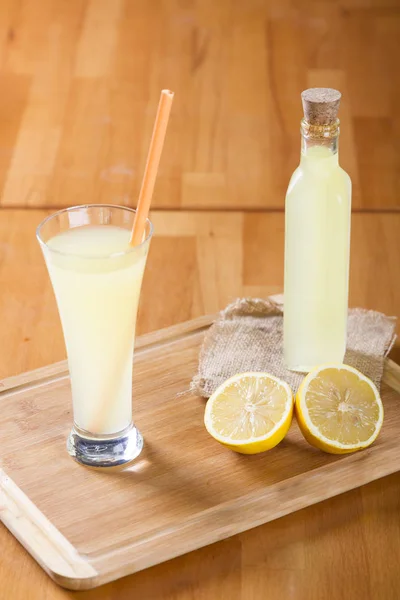 Heerlijke Verse Zelfgemaakte Koude Zomer Limonade Mojito Een Glas Fles — Stockfoto