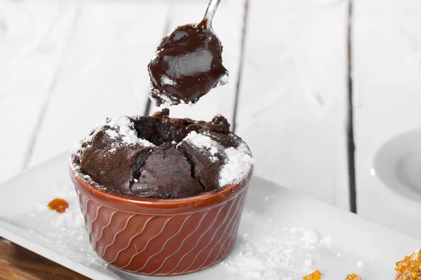 Accueil Soufflé Chocolat Cuit Assiette Avec Crème Glacée Vanille — Photo