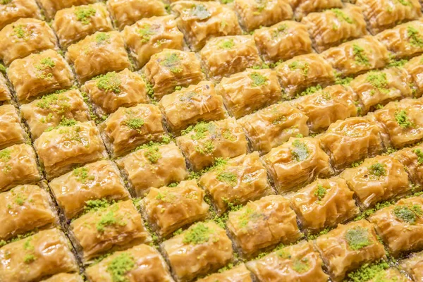 lezzetli pişmiş yemek görünümünü kapat