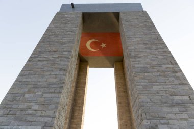 Çanakkale Şehitler Anıtı Çanakkale Boğazı için karşı. Birinci Dünya Savaşı sırasında Aralık 1915 Nisan 1915 gerçekleşti Gelibolu Savaş, katılan Türk askerleri.