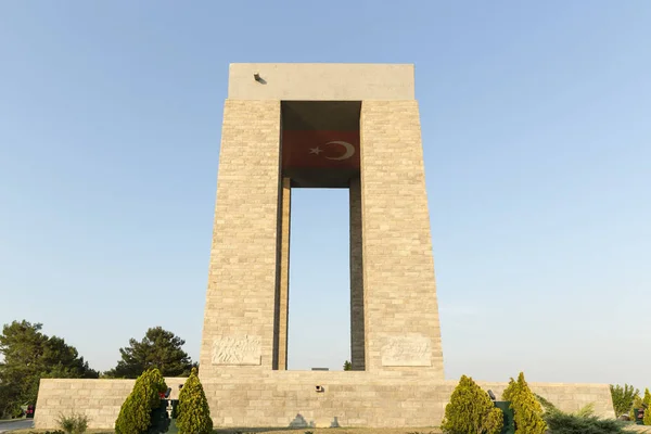 Canakkale Martyrs Memorial Szemben Dardanellák Szoros Török Katona Aki Részt — Stock Fotó