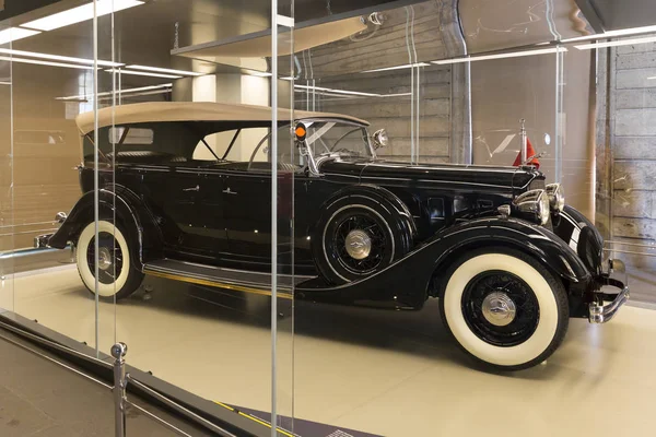 Анкара Турция Апреля 2018 Года 1935 Lincoln Black Частный Автомобиль — стоковое фото