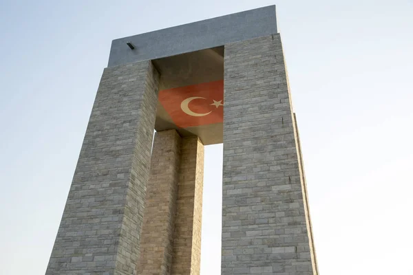 Canakkale Märtyrer Denkmal Gegen Die Dardanellen Meerenge Türkische Soldaten Die — Stockfoto