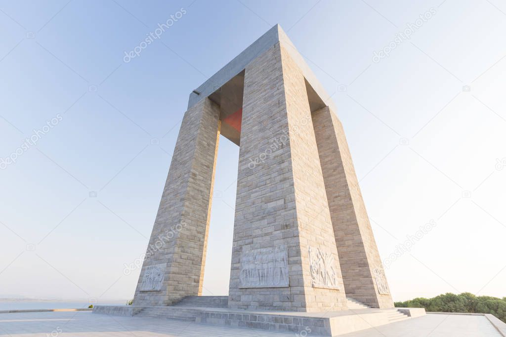 Canakkale Martyrs' Memorial against to Dardanelles Strait. Turkish soldiers who participated at the Battle of Gallipoli, which took place from April 1915 to December 1915 during the First World War.