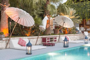 Lüks sonsuzluk beach otel resort Yüzme Havuzu ile