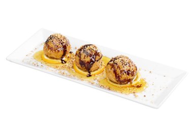 Beyaz arka plan üzerinde izole Asya et yemek görünümünü kapat