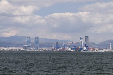 Izmir, Türkiye - 15 Ağustos 2017: Güzel doğal kenti Izmir, Türkiye