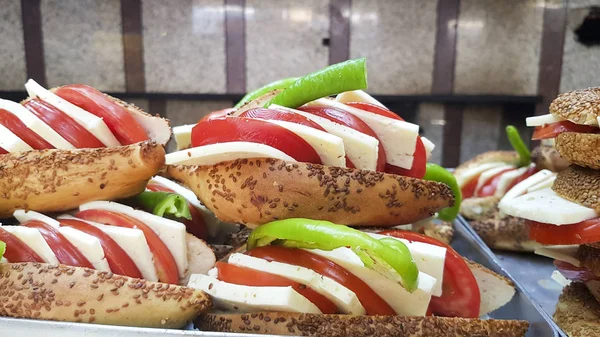 Vue Rapprochée Des Sandwichs Fraîchement Préparés — Photo