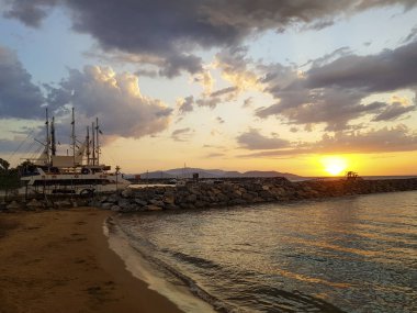 Akyaka, Türkiye - 21 Mayıs 2017: Ege ilinin doğal görünümünü