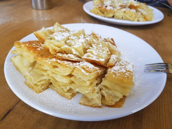 Vista Perto Torta Doce Com Açúcar — Fotografia de Stock