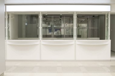 İzmir, Türkiye - 11 Mart 2017: İzmir, Türkiye havalimanı iç