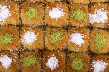 taze pişmiş lezzetli pasta düzenlenmiş 