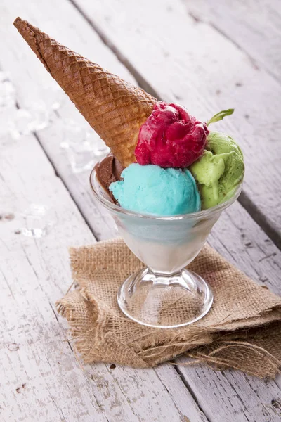 Сладкое Мороженое Стекла — стоковое фото
