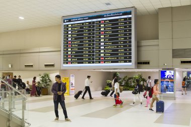 Bangkok, Tayland 11 Mayıs 2017: Tayland Bahtı olarak bir Havaalanı standında turist Döviz Kuru göstergesi .