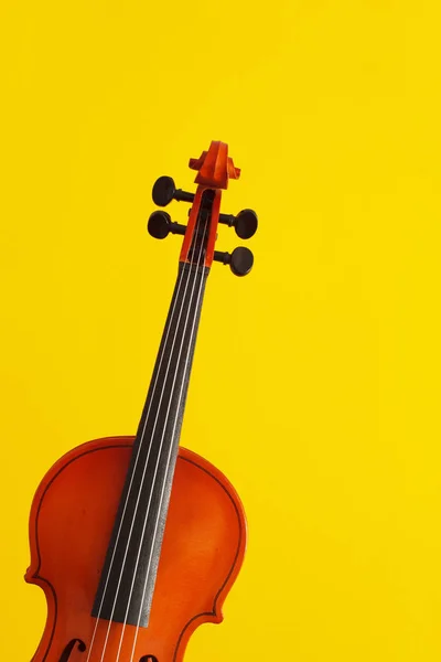 Komolyzenei Koncert Poszter Narancssárga Színű Hegedű Sárga Háttér Val Másol — Stock Fotó