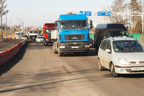 Mińsk Białoruś Marca 2019 Ciężki Korku Drogowego Autostrady Duże Miasta — Zdjęcie stockowe