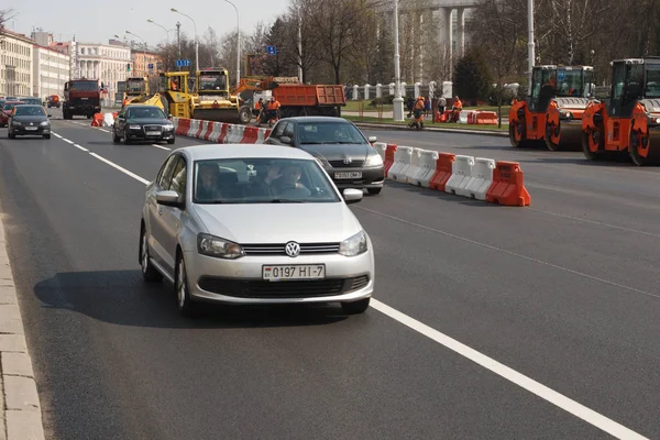 Minsk Bielorrusia Abril 2019 Trabajo Carretera Construcción Mantenimiento Carreteras Trabajos — Foto de Stock