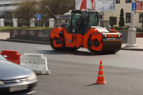 Minsk Bielorrusia Abril 2019 Trabajo Carretera Construcción Mantenimiento Carreteras Trabajos — Foto de Stock