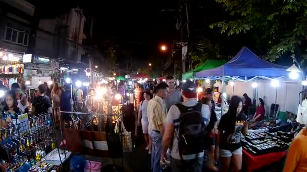 Chiang Mai Thaïlande Avril 2017 Personnes Non Identifiées Marché Dimanche — Video