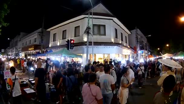 Chiang Mai Tailandia Abril 2018 Personas Identificadas Mercado Dominical Chiang — Vídeo de stock