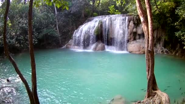 Vodopádu Erawan, národní Park Erawan v Kanchanaburi, Thajsko