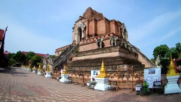 Wat Chedi Luang Ναός Στο Chiang Mai Ταϊλάνδη Ευρυγώνιο Φακό — Αρχείο Βίντεο