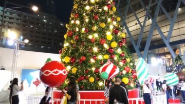 Bangkok Tayland: Kasım 17.2018:Christmas ışıkları ve gece süslemeleri .