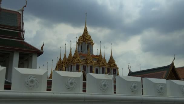 Lapso Tiempo Del Templo Ratchanatdaram Castillo Metal Hierro Bangkok Tailandia — Vídeo de stock