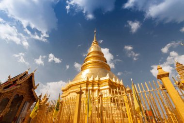 WAT phra o hariphunchai pagoda Tapınağı önemli dini seyahat hedef lumphun ili Kuzey Tayland