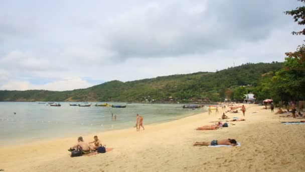 Проміжок Часу Красивий Пляж Білим Піском Острові Phiphi Таїланд — стокове відео