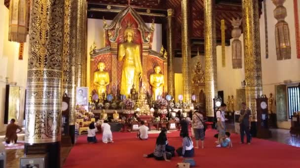 Chiang Mai Thailand Dicembre 2018 Passeggiata Turistica Nel Tempio Thailandese — Video Stock