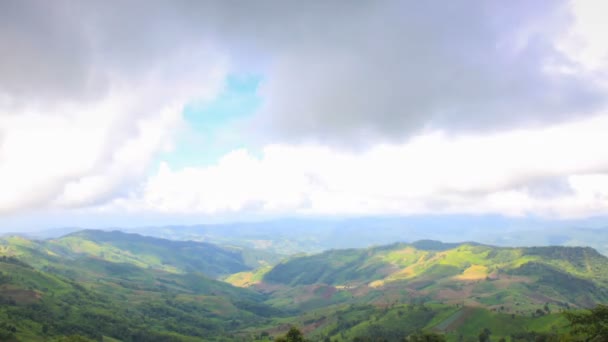 泰国的雾和云谷景观 — 图库视频影像