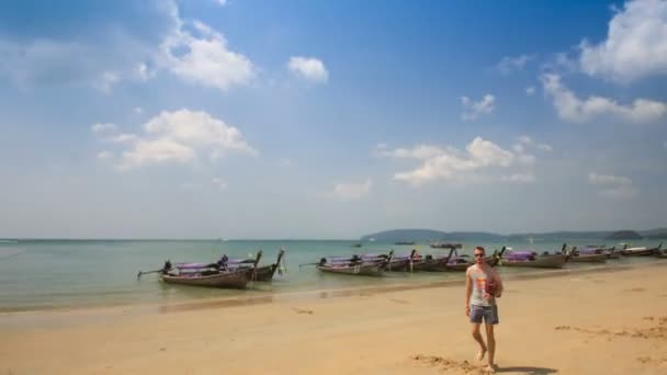 Tradycyjny Tajski Longtail Boat Plaży Aonang Krabi Tajlandia — Wideo stockowe