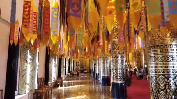 Chiang Mai Tailandia Diciembre 2018 Las Coloridas Banderas Estilo Tradicional — Vídeo de stock