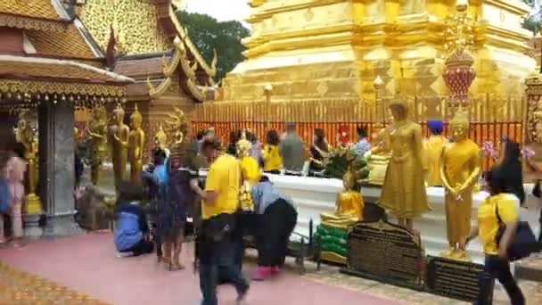 Chiang Mai Thailand Dezember 2018 Goldene Buddha Statue Wat Phra — Stockvideo