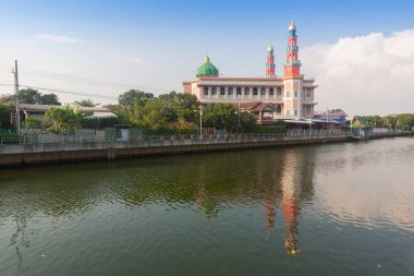 Bangkok Kızıl Camii , Tayland