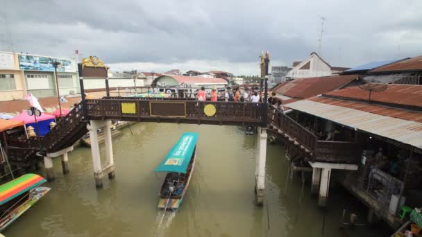 泰国Samut Songkhram的Aěwa浮标市场 — 图库视频影像