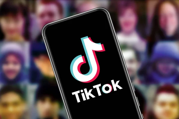 Smart Phone Tik Tok Logo Which Popular Social Network Internet — Stok Foto