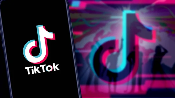 Smart Phone Tik Tok Logo Which Popular Social Network Internet — Stok Foto