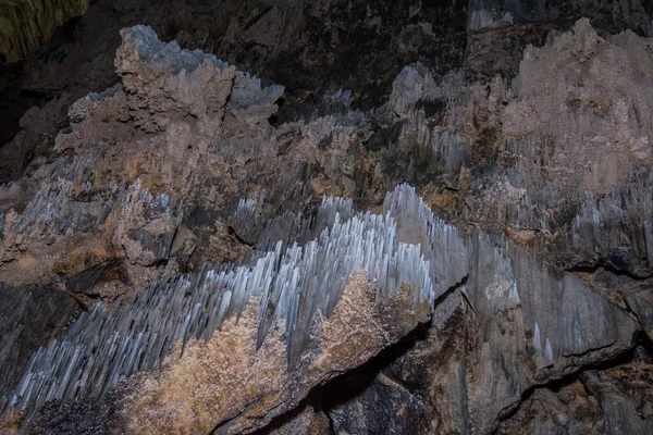 Čistá Vodní Jeskyně Mulu Sarawak Malajsie — Stock fotografie