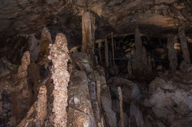 Gunung Mulu Ulusal Parkı 'ndaki Rüzgar Mağarası, Malezya.