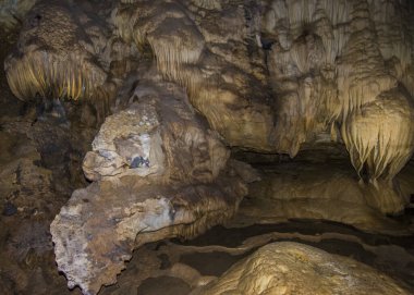 Mulu Ulusal Parkı 'ndaki Lang Mağarası, Malezya