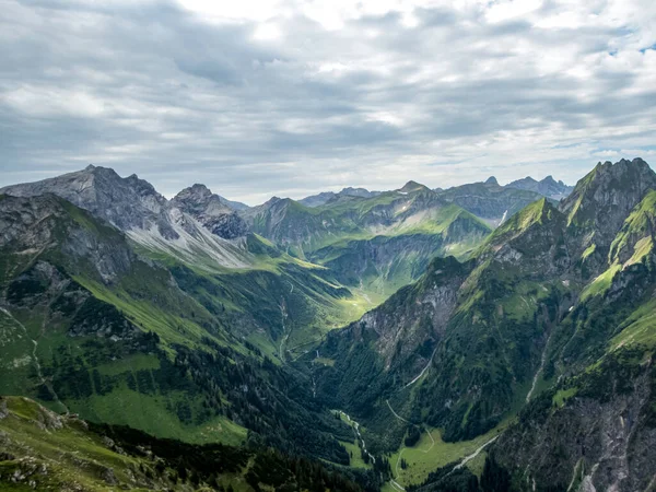 Nebelhorn Dan Schneck Hofats Oytal Üzerinden Laufbacher Eck Boyunca Fantastik — Stok fotoğraf